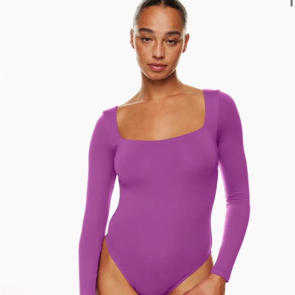 Aritzia contour, bodysuit M - Picture 2 of 8